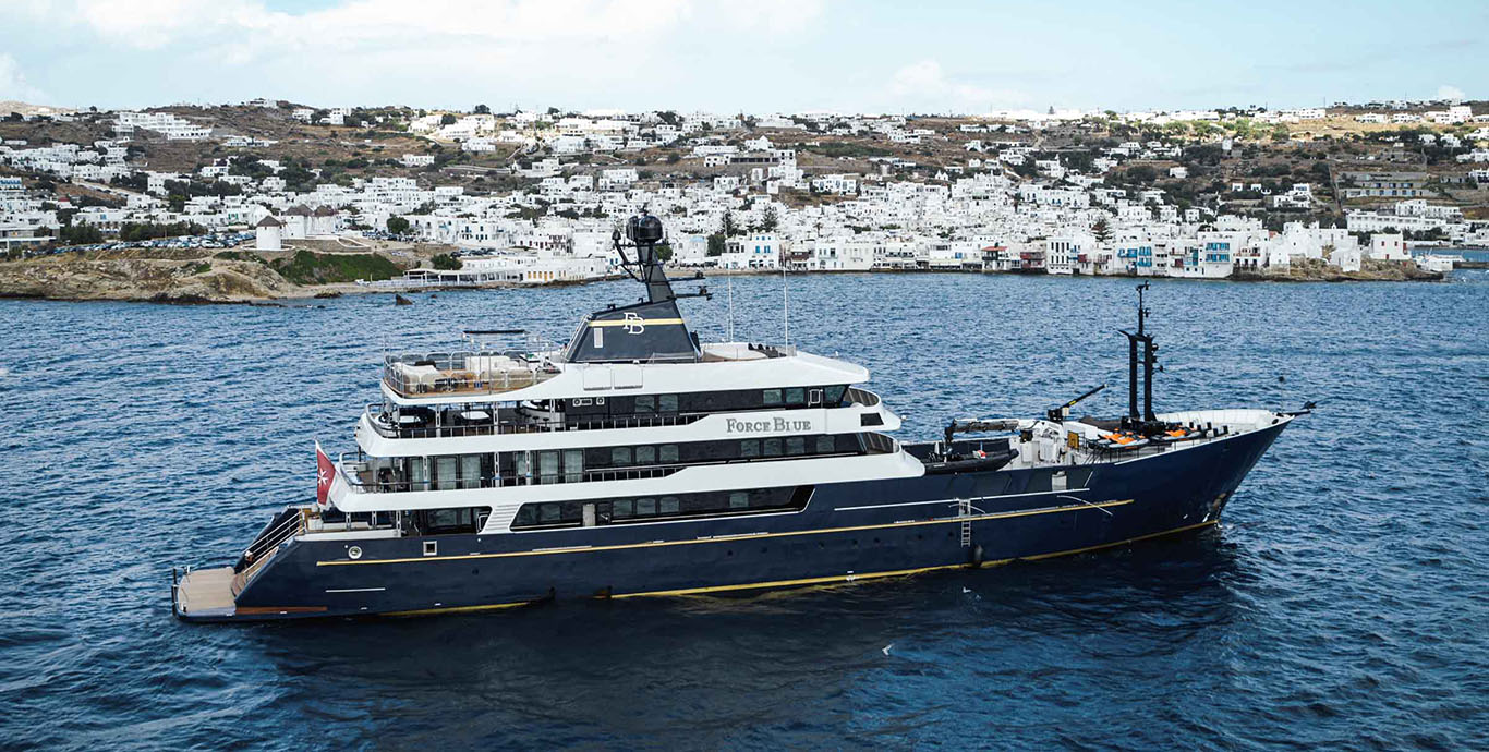 FORCE BLUE YACHT FOR CHARTER FRASER